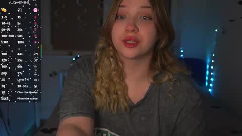 Snapshot of cute_sharloti chatting on 11/26/25, 04:41 Sasha online show from 11/26/25, 04:41