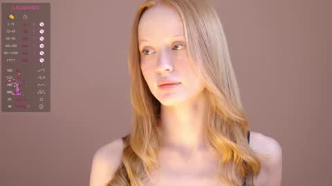 Snapshot of cute_shine chatting on 12/12/24, 06:36  Hey im Kristina Thank you for your support  online show from 12/12/24, 06:36