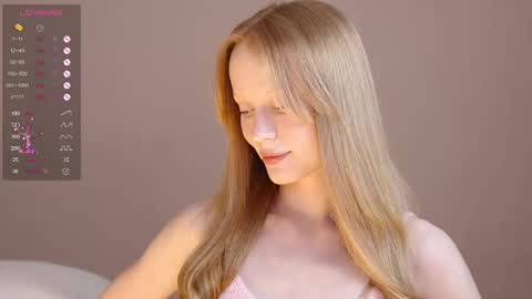 Snapshot of cute_shine chatting on 02/14/25, 09:45  Hey im Kristina Thank you for your support  online show from 02/14/25, 09:45