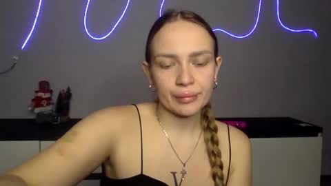 cute_shy06 online show from 01/14/26, 07:41