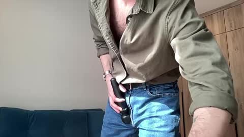 cute_skywalker online show from 04/16/26, 10:16