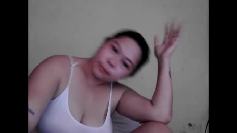 Snapshot of cute_slut09 chatting on 04/29/26, 11:44 Mimi online show from 04/29/26, 11:44