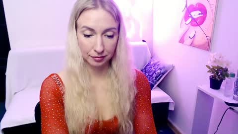 cute_smile_shy online show from 03/31/26, 07:58