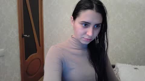 Snapshot of cute_strawberry_ chatting on 12/06/24, 03:00 cute_strawberry_ online show from 12/06/24, 03:00