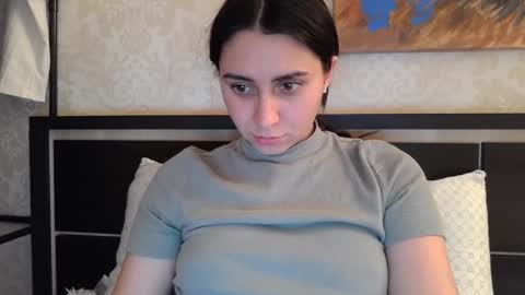 Snapshot of cute_strawberry_ chatting on 12/09/24, 04:47 cute_strawberry_ online show from 12/09/24, 04:47