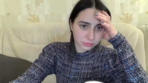 Snapshot of cute_strawberry_ chatting on 12/13/24, 06:27 cute_strawberry_ online show from 12/13/24, 06:27