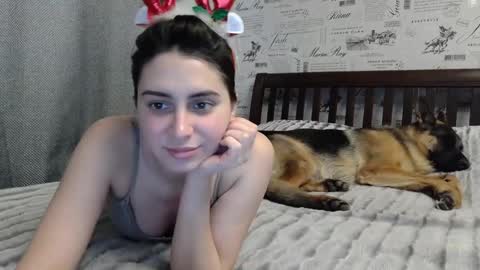 Snapshot of cute_strawberry_ chatting on 12/29/24, 11:40 cute_strawberry_ online show from 12/29/24, 11:40