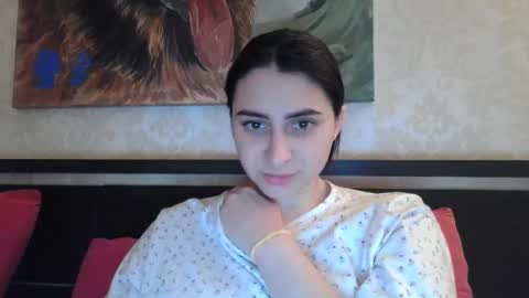Snapshot of cute_strawberry_ chatting on 02/11/25, 05:50 cute_strawberry_ online show from 02/11/25, 05:50