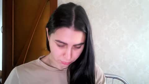 Snapshot of cute_strawberry_ chatting on 09/09/25, 05:40 cute_strawberry_ online show from 09/09/25, 05:40