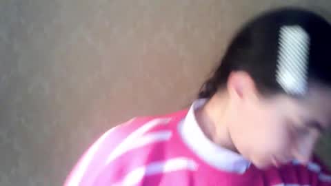 Snapshot of cute_strawberry_ chatting on 10/10/25, 09:14 cute_strawberry_ online show from 10/10/25, 09:14