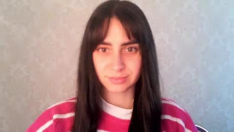 Snapshot of cute_strawberry_ chatting on 10/13/25, 06:46 cute_strawberry_ online show from 10/13/25, 06:46