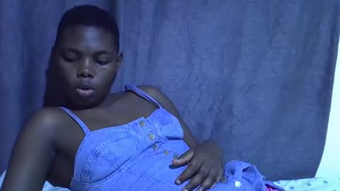 Snapshot of cute_tamara1 chatting on 10/25/25, 07:49 cute_tamara1 online show from 10/25/25, 07:49