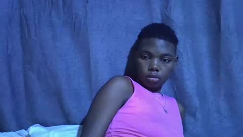 Snapshot of cute_tamara1 chatting on 11/14/25, 05:50 cute_tamara1 online show from 11/14/25, 05:50