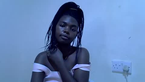 Snapshot of cute_tamara1 chatting on 11/24/25, 05:40 cute_tamara1 online show from 11/24/25, 05:40