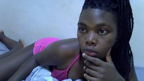 Snapshot of cute_tamara1 chatting on 11/25/25, 08:03 cute_tamara1 online show from 11/25/25, 08:03