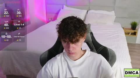 Thomas -  online show from 12/01/24, 07:03