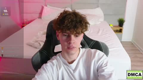 Thomas -  online show from 02/05/25, 03:23