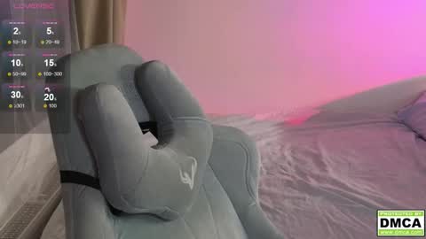 Thomas -  online show from 10/08/25, 06:16