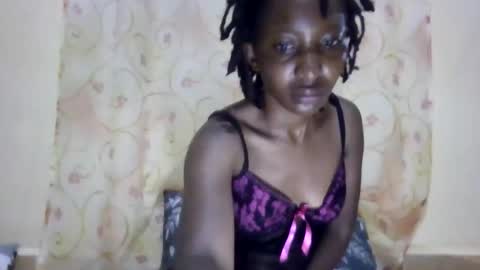 Snapshot of cute_xeniah chatting on 09/14/25, 12:21 cute_xeniah online show from 09/14/25, 12:21