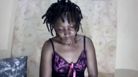 Snapshot of cute_xeniah chatting on 09/15/25, 02:33 cute_xeniah online show from 09/15/25, 02:33