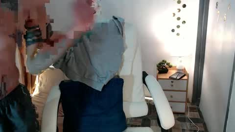 Steph online show from 01/24/25, 12:10