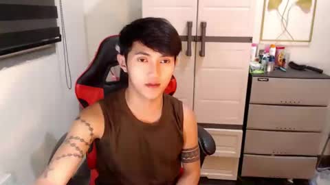 Snapshot of cuteasiancock98 chatting on 05/11/26, 09:56 Steph online show from 05/11/26, 09:56