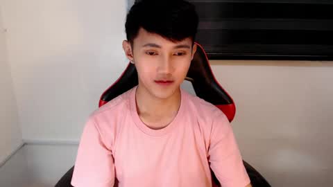 Snapshot of cuteasiancock98 chatting on 07/11/26, 02:14 Steph online show from 07/11/26, 02:14