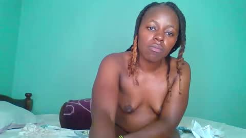 Snapshot of cuteberry87 chatting on 02/10/26, 09:35 Cuteberry87 online show from 02/10/26, 09:35