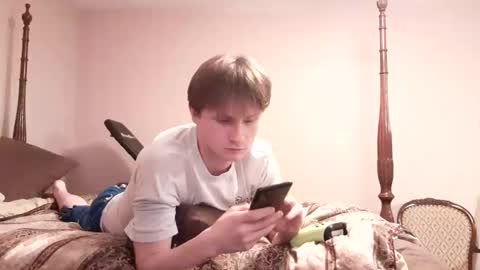 Snapshot of cuteboii29 chatting on 02/19/25, 02:55 cuteboii29 online show from 02/19/25, 02:55