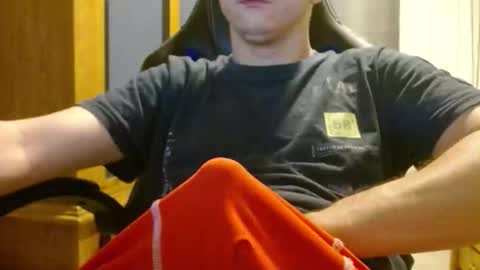Cuteboy090 online show from 05/25/26, 08:48