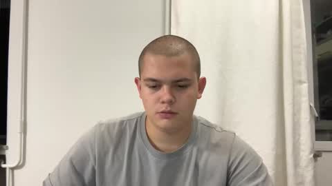 Snapshot of cutebutnaughty_ chatting on 10/07/25, 06:16 Alex online show from 10/07/25, 06:16