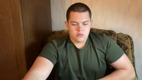 Snapshot of cutebutnaughty_ chatting on 11/08/25, 05:01 Alex online show from 11/08/25, 05:01