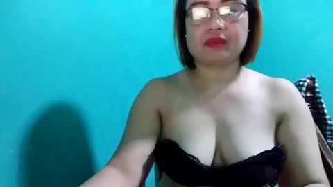 Snapshot of cutechey06 chatting on 01/08/25, 12:17 Sky online show from 01/08/25, 12:17