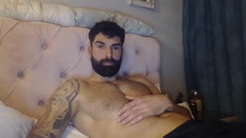 Snapshot of cuteeboy chatting on 01/22/25, 07:13 cuteeboy online show from 01/22/25, 07:13