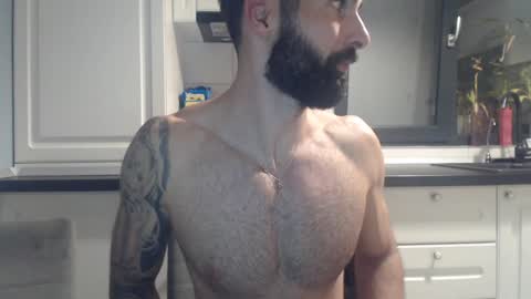 Snapshot of cuteeboy chatting on 01/22/25, 10:15 cuteeboy online show from 01/22/25, 10:15