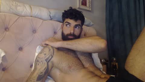 Snapshot of cuteeboy chatting on 01/25/25, 03:30 cuteeboy online show from 01/25/25, 03:30