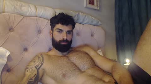 Snapshot of cuteeboy chatting on 01/25/25, 06:57 cuteeboy online show from 01/25/25, 06:57