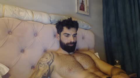 Snapshot of cuteeboy chatting on 01/26/25, 04:41 cuteeboy online show from 01/26/25, 04:41
