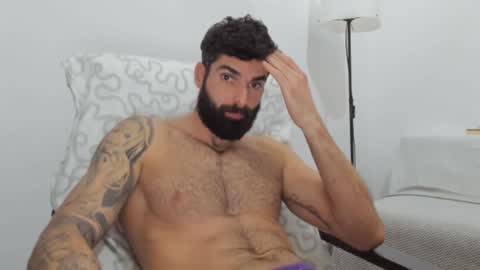 Snapshot of cuteeboy chatting on 02/05/25, 04:36 cuteeboy online show from 02/05/25, 04:36