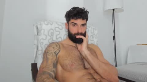 Snapshot of cuteeboy chatting on 02/22/25, 08:07 cuteeboy online show from 02/22/25, 08:07