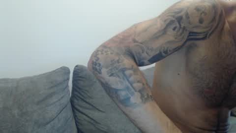 cuteeboy online show from 11/05/25, 06:57