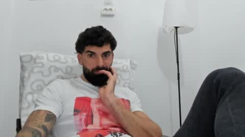 cuteeboy online show from 02/06/26, 01:25