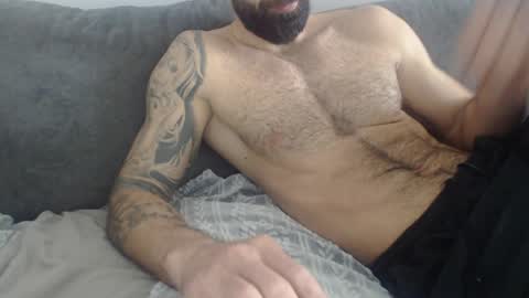 cuteeboy online show from 04/01/26, 10:05