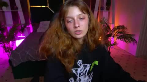 Foxy online show from 11/18/25, 02:54