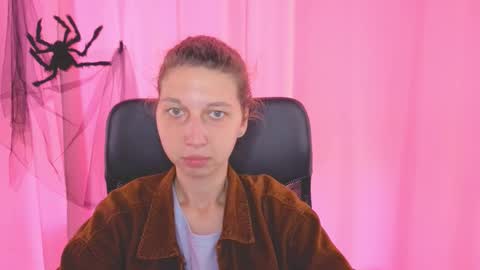 Elli online show from 11/01/25, 10:50