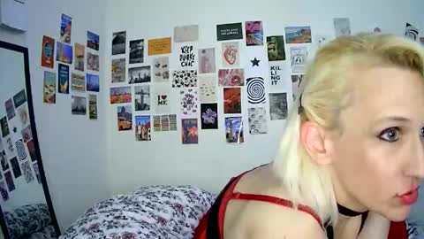 Bella online show from 01/11/26, 07:02