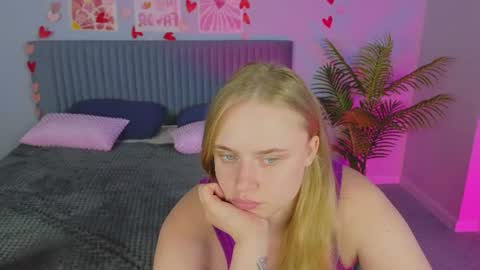 Amyy online show from 07/05/26, 01:01