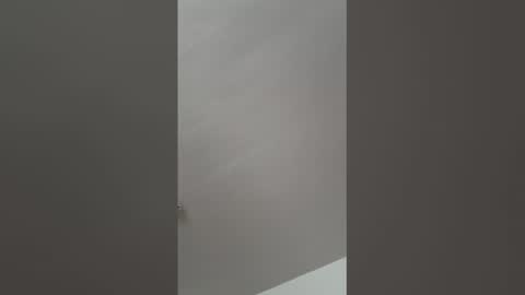 cuteguyy2001 online show from 04/15/26, 02:02