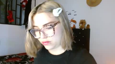 isabella online show from 03/12/26, 04:13