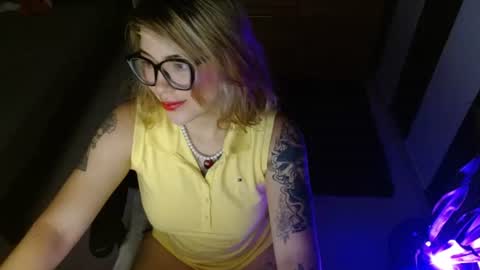 isabella online show from 06/22/26, 06:38